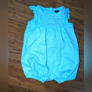Baby girl romper for summer.